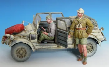 1:35 Комплект за монтаж на войник от смола II Войници 2 на човек (без кола) Североафриканская кампания в разглобено формата на небоядисана играчки 
