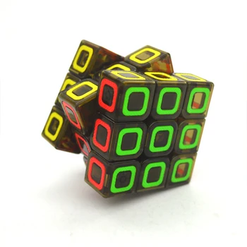 3x3x3 Пирамидка 3 × 3 Магически Куб Магистралата Пъзел Детска Играчка 3X3 Огледален Kubo Магико Точков Кръг на Черен Фон Кубичен Пъзел
