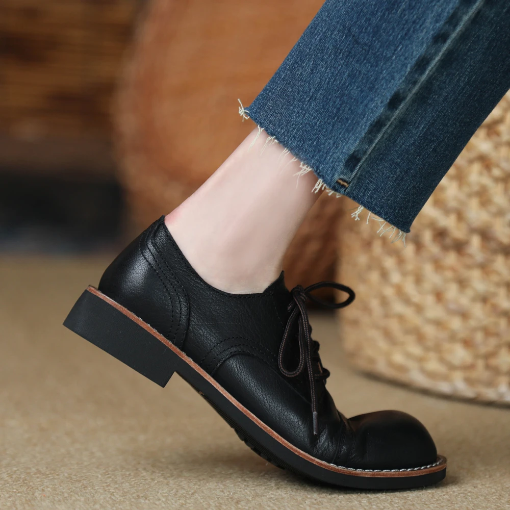 Демисезонная Проста дамски обувки дантела В британския стил, дамски обувки на равна подметка в Ретро стил С кръгла пръсти, Реколта Обувки от естествена телешка кожа върху плоска подметка