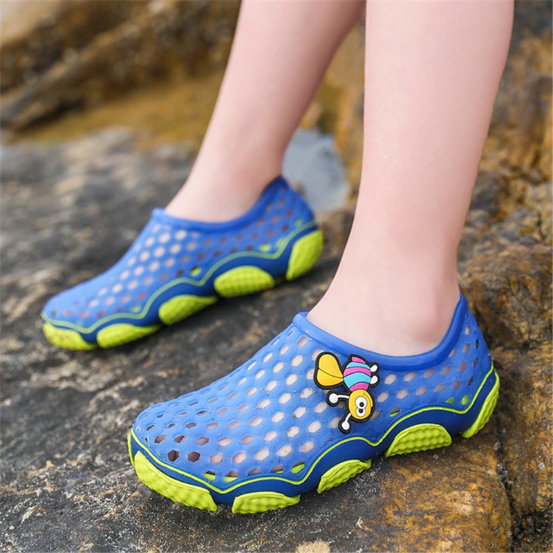 Мультяшные сандали за момчета и момичета, летни улични чехли, дишащи обувки за ходене, детски мини сандали за плаж, почивка