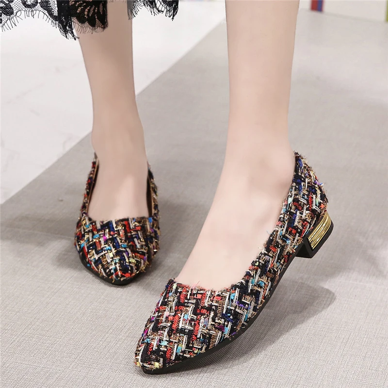 Новата модерна марка дамски ежедневни дамски обувки на плоска подметка с остри пръсти, мека удобен офис дамски обувки размер плюс 42