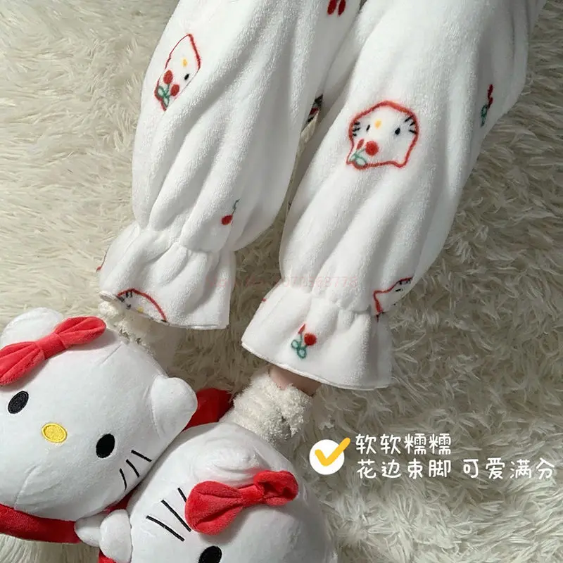 Пижамные панталони Sanrio с шарките на 