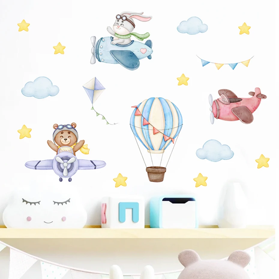 Cartoony сладък мечка, летящи животни, самолет, балон, звезди, акварел vinyl стикер на стената на детската за домашен интериор на детска стая