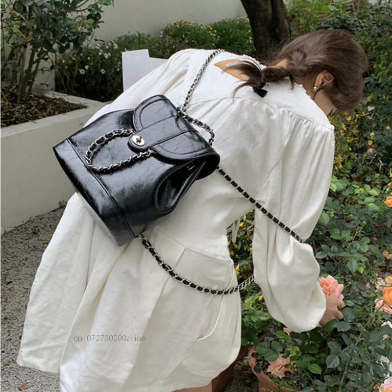 Реколта чанта Y2k, женски раница с мини-веригата в корейски стил, Ins, студентски чанта от масло-восък на кожата, пътен раница, шик раница