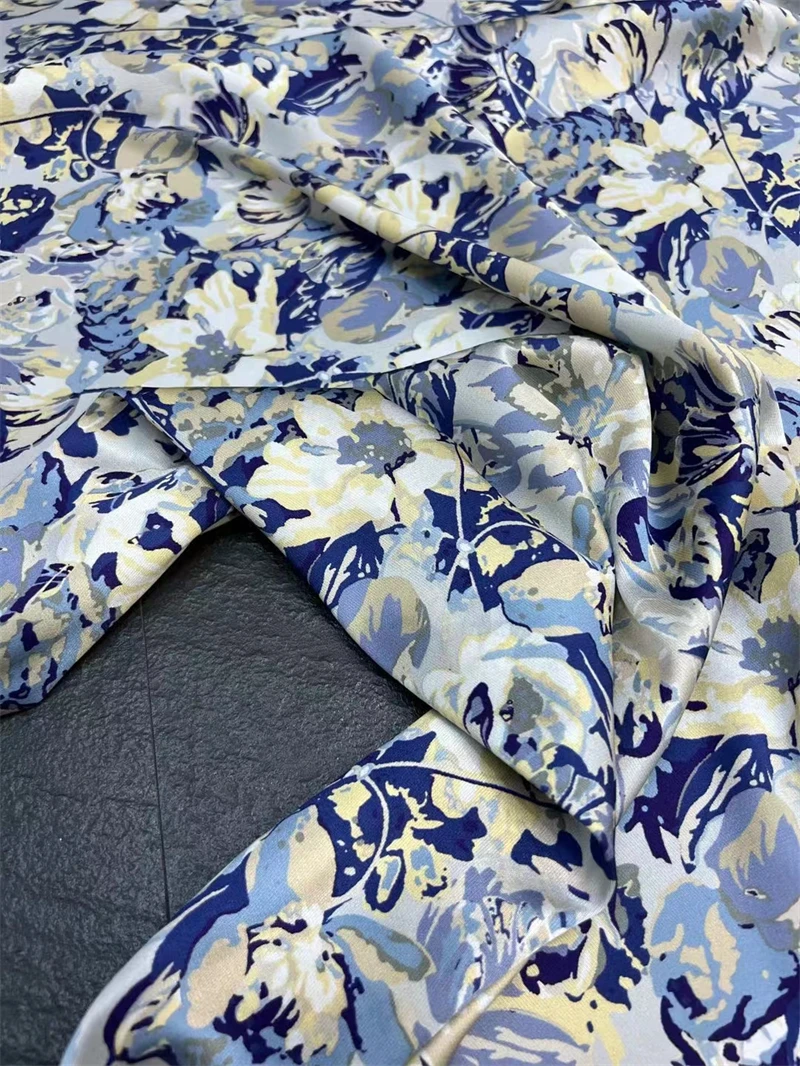 2023 Новата Модерна Марка Дрехи Плат с дигитален печат, шал от естествена коприна, рокля, риза, Шиене ръчно изработени Коледна тканая плат