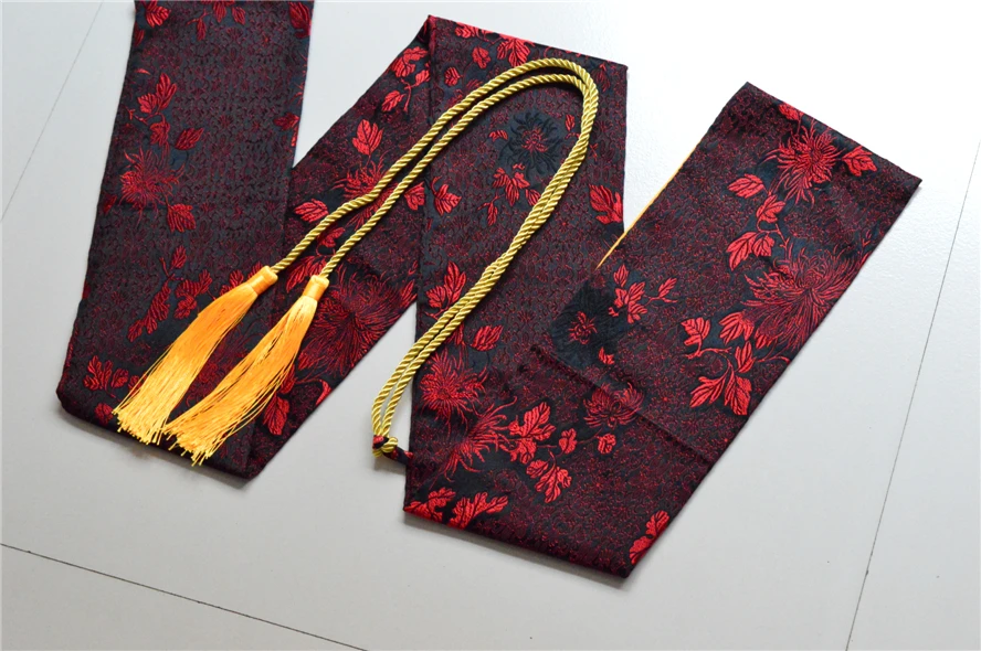 Приятна мека и нежна коприна чанта за мечове, подходяща за японския самурайского меч катана с червен цветен дизайн