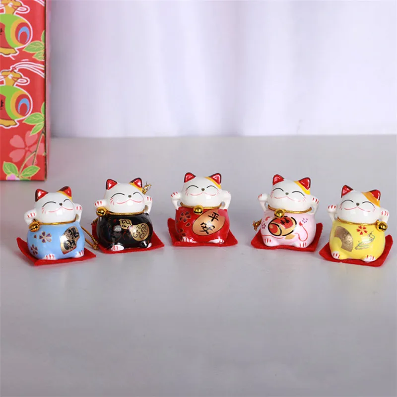 5 бр./лот, японската керамична скулптура на котка от картун сладки, украса за кола, щастливи, малки фигурки на животни, украшения за дома в Хола, занаяти