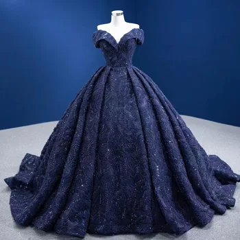 Женствена рокля за абитуриентски бал с отворени рамене, расшитое пайети и мъниста, елегантна тъмно синя вечерна рокля трапецовидна форма