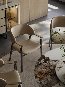 Италиански минималистичные кожени маси, столове, дивани, модерни прости битови ресторанти, креативни столове с ниска облегалка