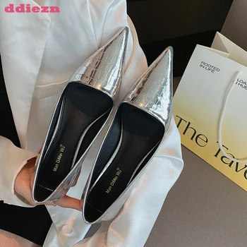 Модни дамски обувки-лодки, дамски обувки 2023 г., новост в златен цвят, офис дамски сандали с остри пръсти, джапанки на тънък висок ток