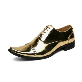 Мъжки модел обувки с дантела, ежедневни бизнес кожени обувки на нисък ток, блестящата социална обувки, златни официални сватбени обувки в италиански стил, мъжки