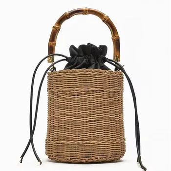 Нова плетени чанти-кофа от ратан с бамбукова дръжка, дамски чанти, Артистична пътна плажна чанта на рамото, сламени чанти ръчен труд за жените, тотализатор