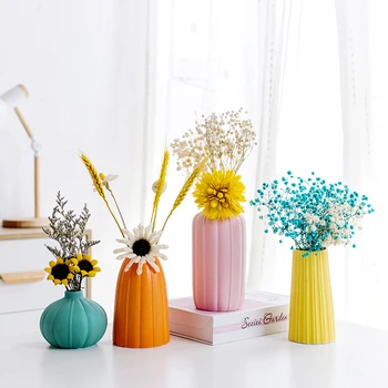 Скандинавска модерна керамична малка ваза за бродерия, декорация, бутилка за цветята, централни обекти за сватба, сладка декорация за дома в хола
