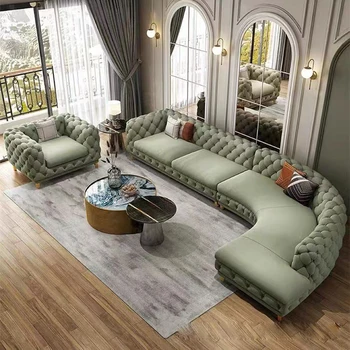 Търговия на едро с фабрика лесен луксозен творчески диван със специална форма минималистичен velvet извит диван за почивка